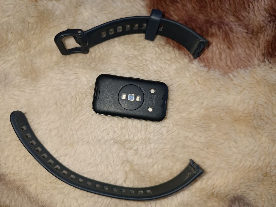 Huawei band 8 yangidek