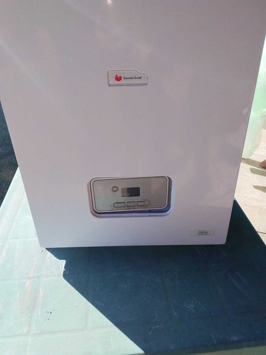 Dezmembrez centrala termica Saunier Duval Thelia Condens 28KW