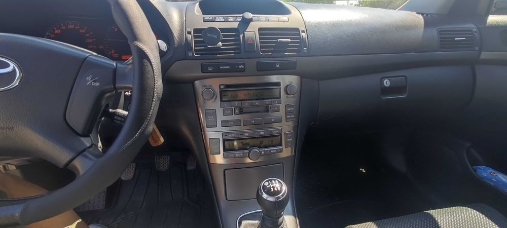 Toyota Avensis 2.2 D-CAT, 177 к. с. 2006г.