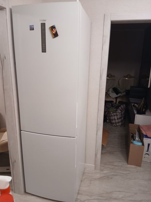 Продам холодильник Haier