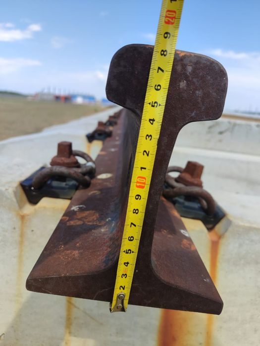 Продаю рельсы типо Р 65