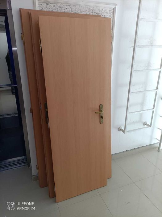 Интериорна врата