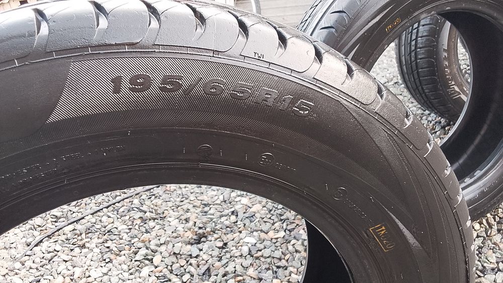 Продам летнюю резину viatti
