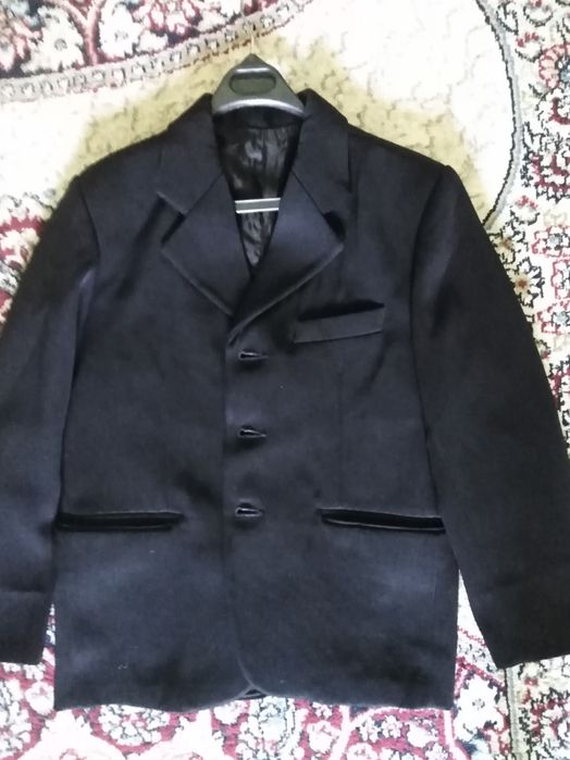 Детский костюм сатылады