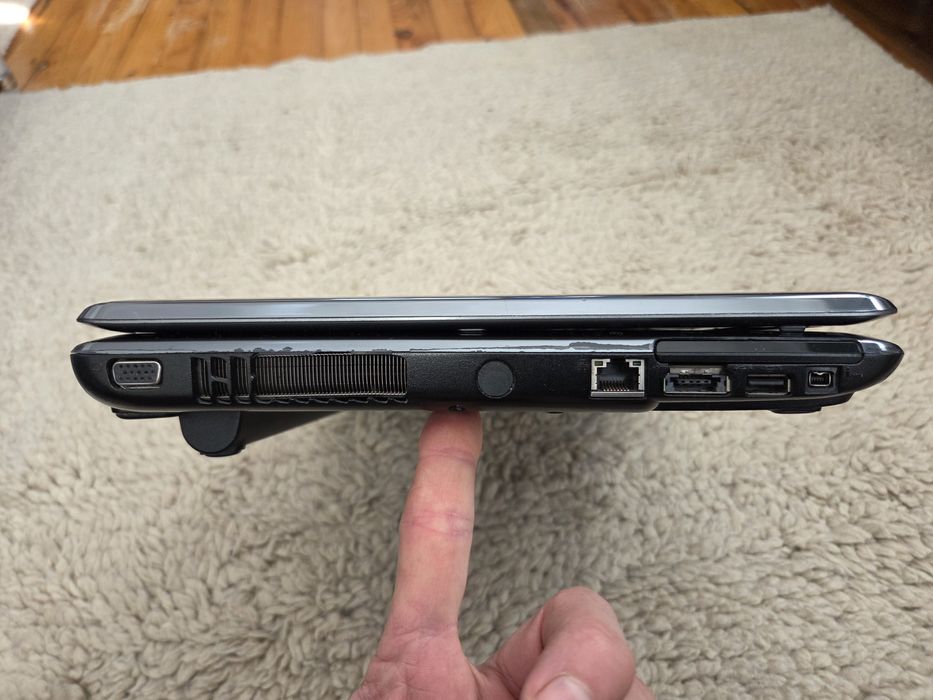 Toshiba Satelite лаптоп Тошиба