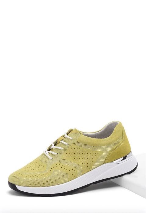 Стильные кроссовки. Натуральная замша.