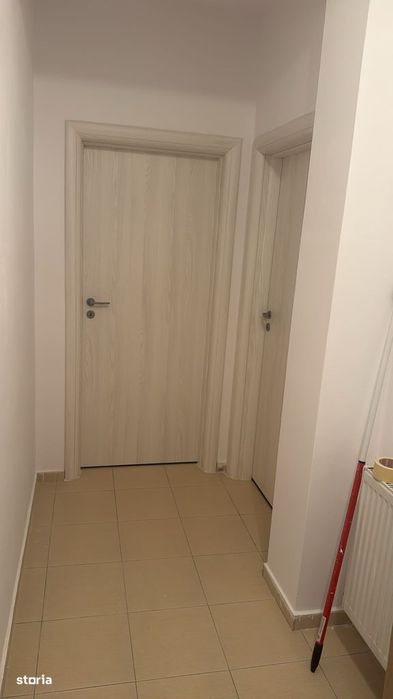 Apartament 2 camere, balcon, Damaroaia