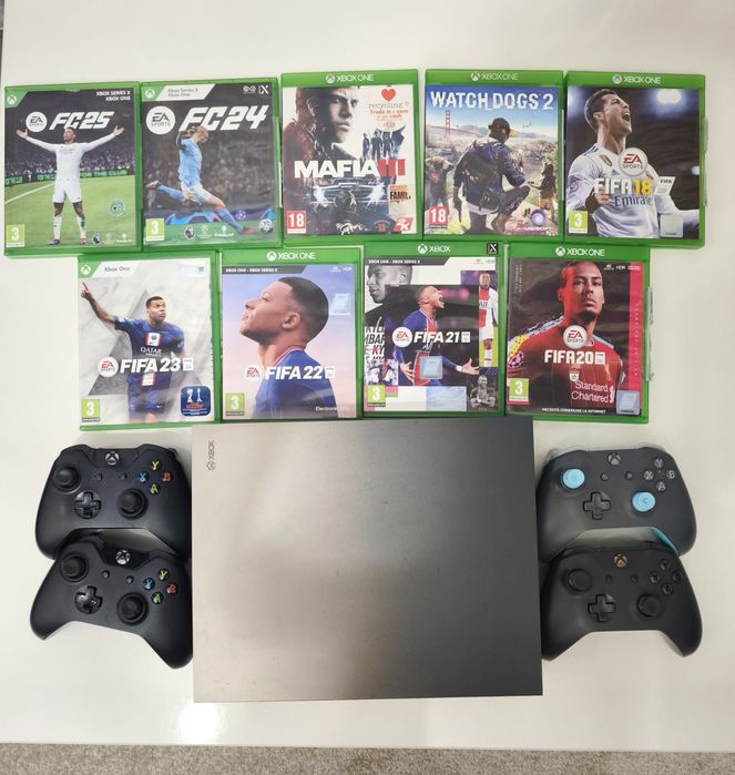 Xbox one x 1000GB+jocuri și 4 controller