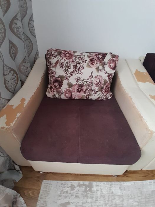 Продам диван и кресло