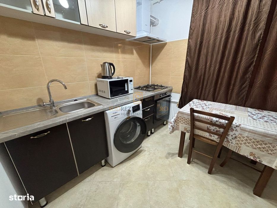 Apartament 2 camere decomandat de închiriat | 50 mp | Parcare inclusă