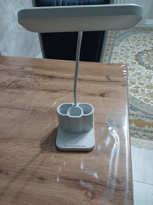 Продам настольная лампа органайзер