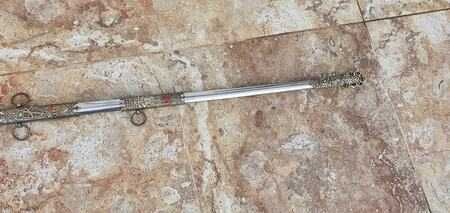 Sabie cu insemne masonice.