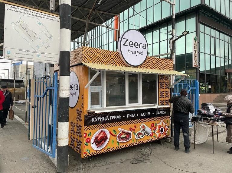 Действующее кафе с летником