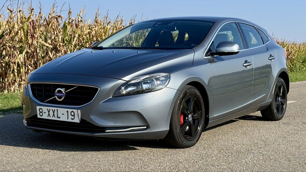 Volvo V40 2.0 190 CP