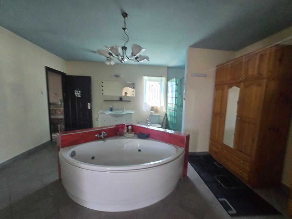 Продава се Къща в с. Златна нива, Област Шумен - 154 кв.м за 475 €/кв.м - Снимка #20