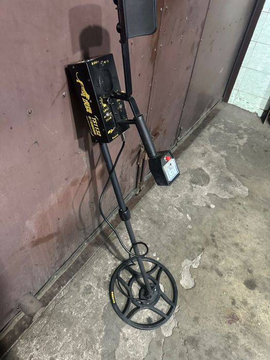 Продам металлоискатель