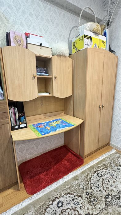Школьнаый стол или просто детакий стол
