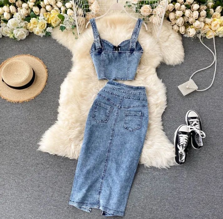 Джинсовый костюм