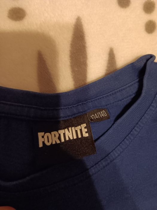 Lot tricouri marimea 134