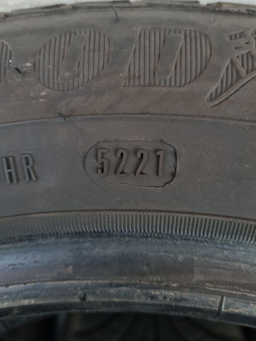 Всесезонни гуми 4 броя GOODYEAR Vector4Seasons 165 70 R14 дот 5221
