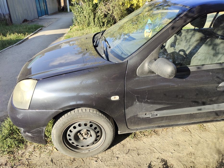 Продам машину Рено Симбол, МКП