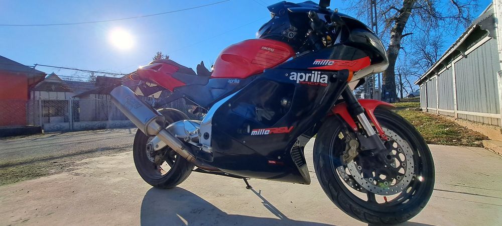Aprilia RSV  Mille 1000