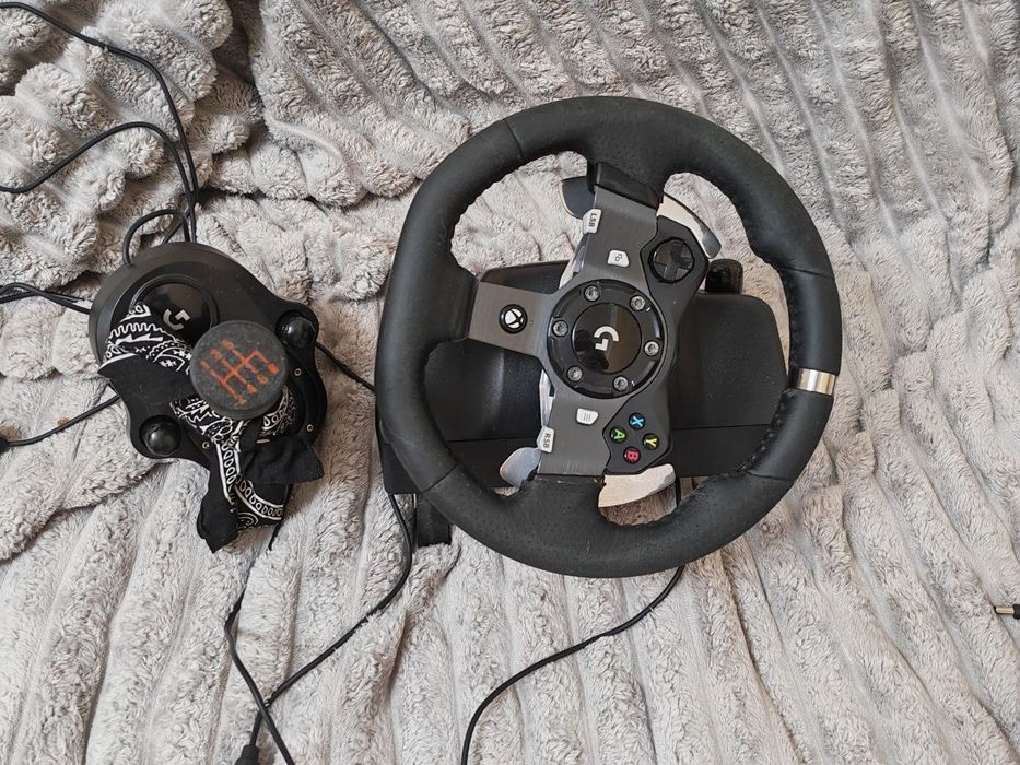 Игровой руль Logitech G920