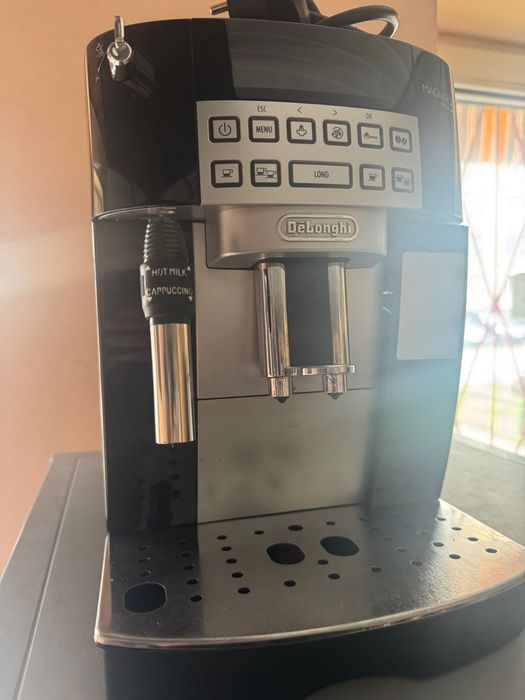 Delonghi Magnifica S