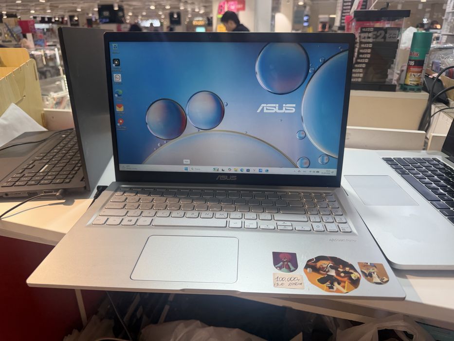 Ноутбук Asus в наличии