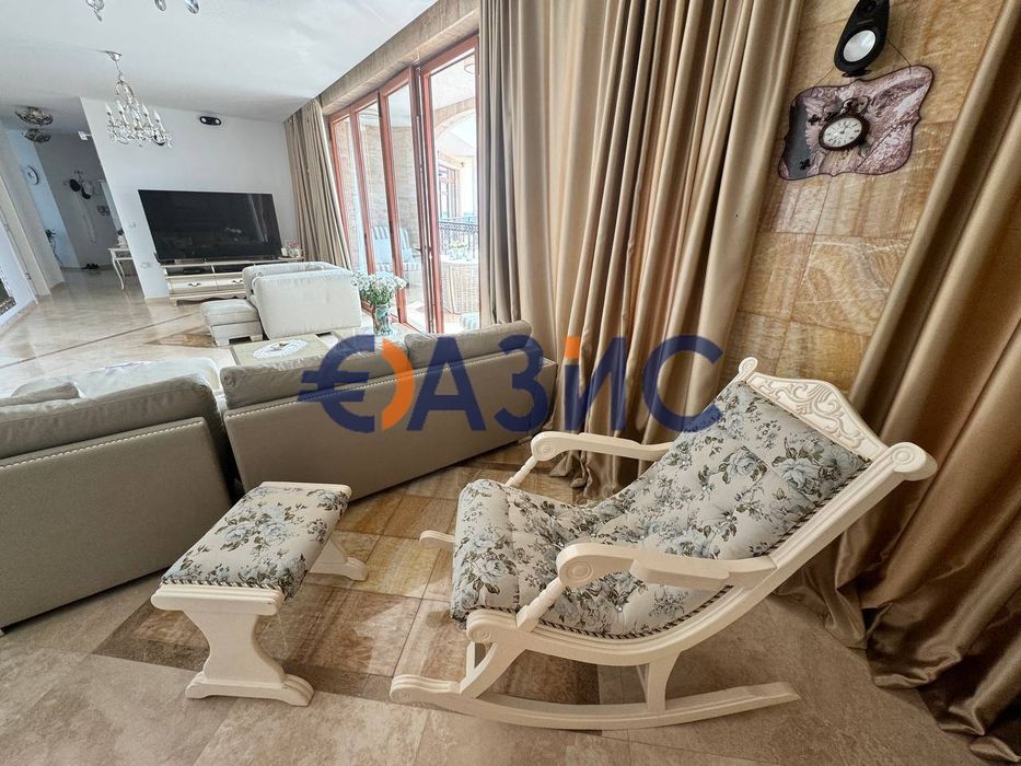 Апартамент с 2 спални "Рич 1", Несебър, България, 182.6 кв.м., 8ет. #33465514