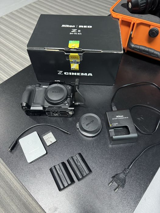 Nikon ZR + клетка small rig