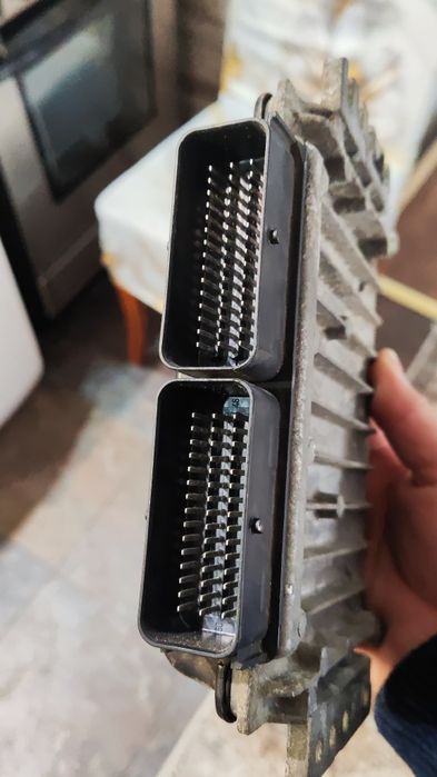 Компютър за рено сценик