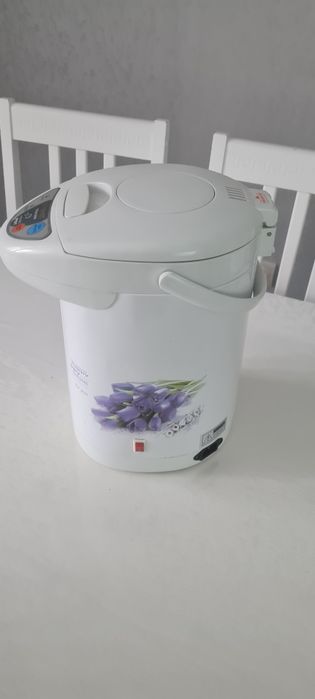 Продам термопот 3л