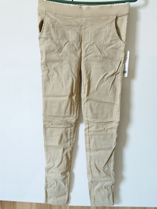 Дамски панталони и дънки