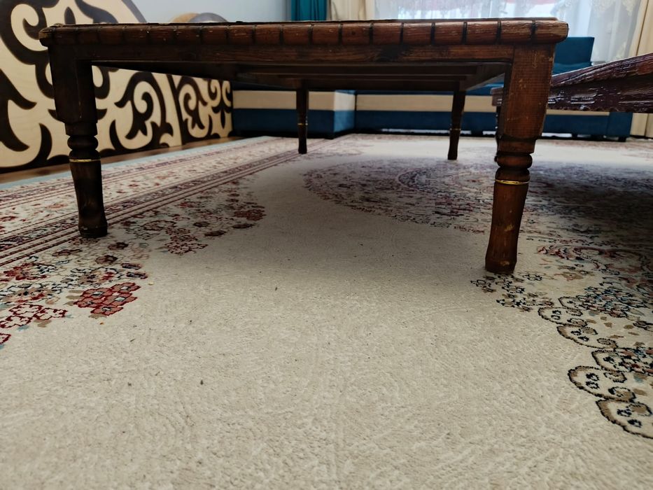 Стол национальный казахский