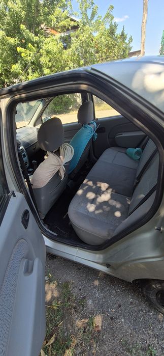 DACIA Logan 2005 — imagine 5