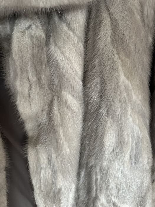Haina blana naturala vizon