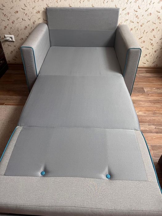 Продам подростковый диван