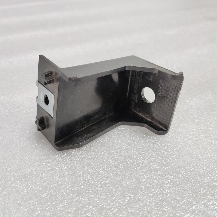 Кронштейн бампера ловушка Chery