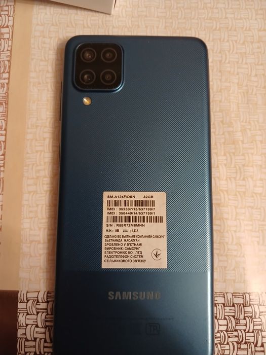 Телефон Samsung Galaxy A12