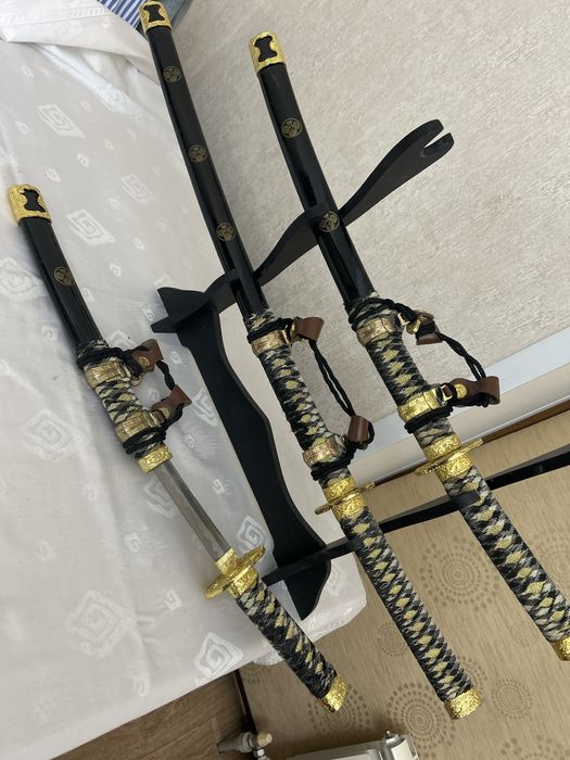 Аниме Деревянный меч катана