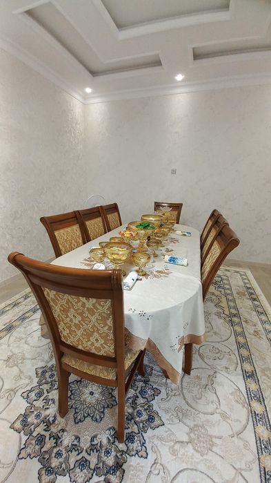 Стол,стул,идишлари билан.б/у