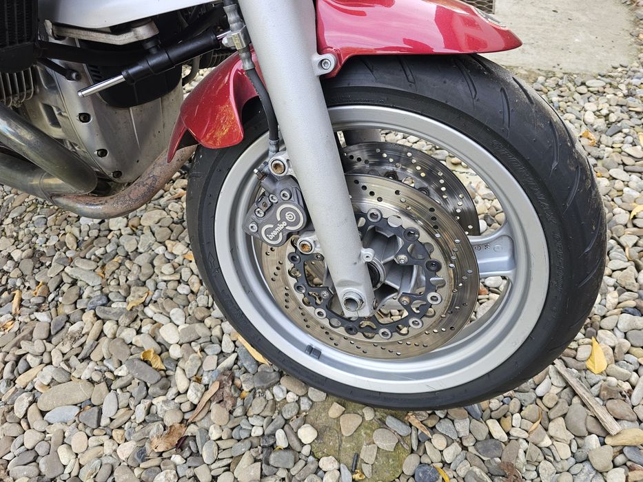 Motocicleta BMW R1100R