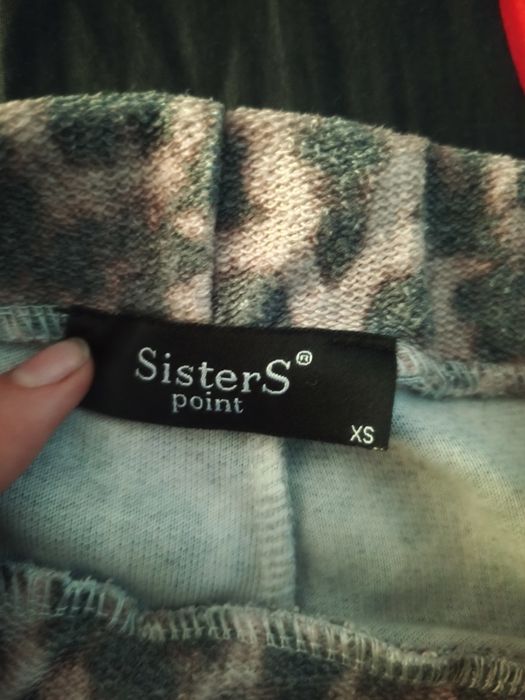 Pantaloni scurți damă