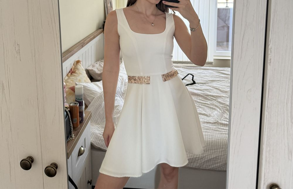 Рокля на марката Nixa