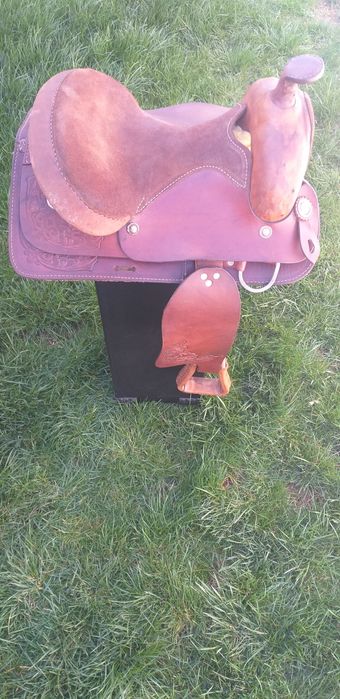 Vand  Sa echitatie RED HORNS TEXAS SADDLERS 16"