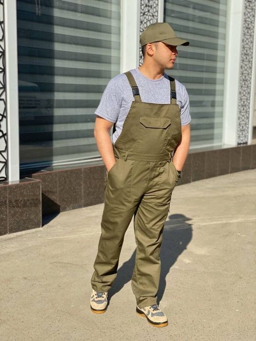 Спецодежда комбинезон цвета хаки