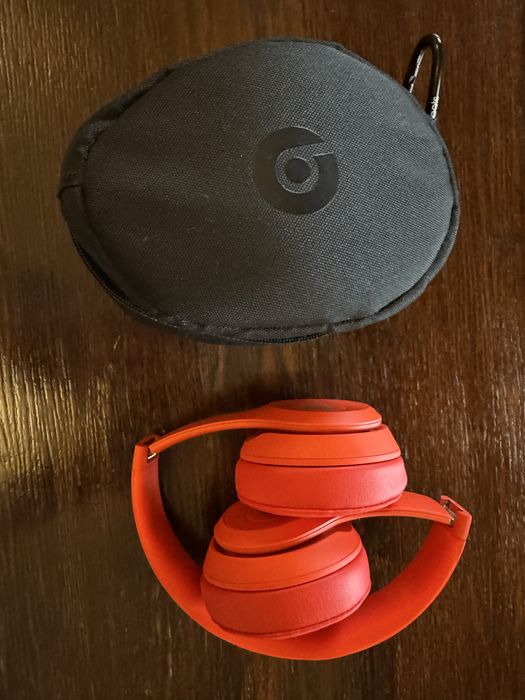 Betas Solo 3 headphones