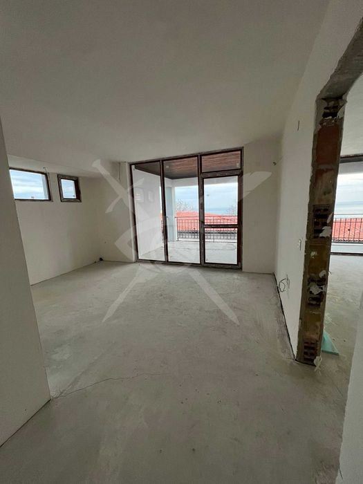 Продава се Къща в Варна, м-т Св. Никола - 205 кв.м за 1600 €/кв.м - Снимка #4