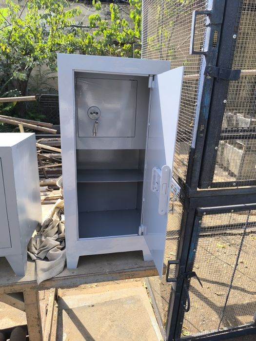 Pul va Hujjat saqlash Seyflari